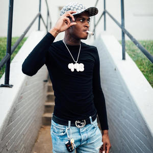 Free 30 (feat. SemiHomie) (Explicit)