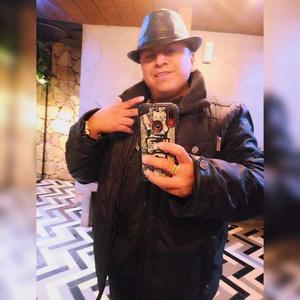 Aguanta corazón (feat. Lil Dessy)