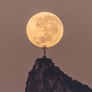 Off the X (feat. Taylr!) (Explicit)