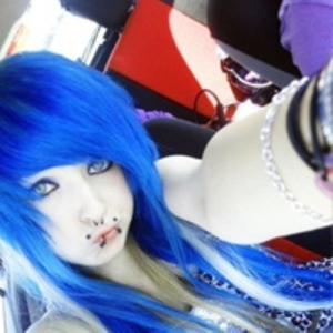 cant resist (feat. roshyw) (Explicit)