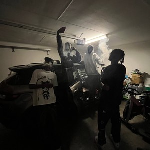 #Cöunt10bandz! (feat. Asianwokstar) (Explicit)