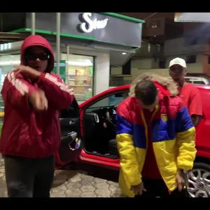 CON CHIP (feat. Lil Montana & Reyvax MDFKZ) [Explicit]