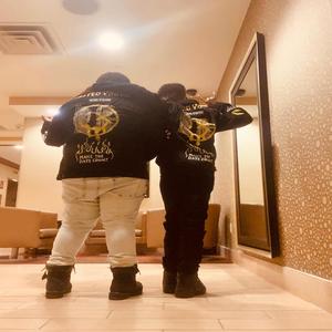 BadBackin Motion (feat. Tnbzeejay) (Explicit)