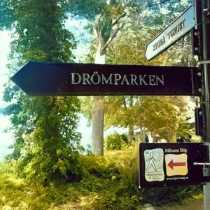 Drömparken (feat. Martin Nurmi & Frida Böling)