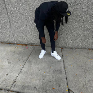 not safe (feat. 23roddd) (Explicit)