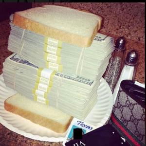 Cash Cow (feat. GittyMan) (Explicit)