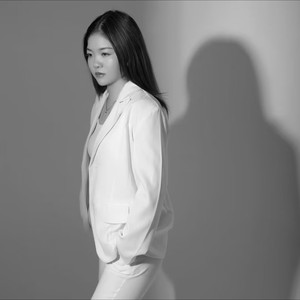 用命给他生娃娃 (伴奏)