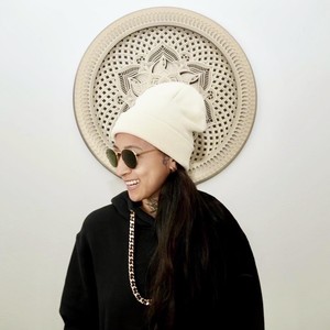 Pretty (feat. Powi) (Explicit)