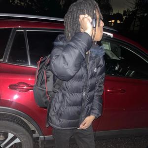 steppin in dior (feat. swear) (Explicit)