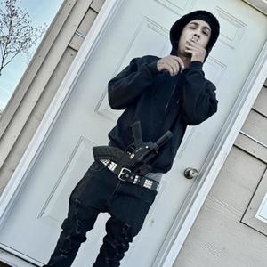 5 Exclusives - GFLEX (feat. jugnino & perubaby) (Explicit)