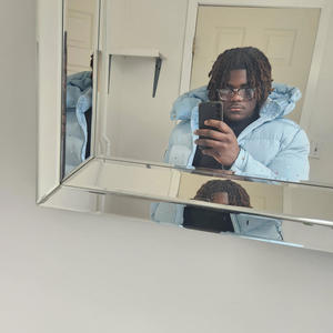 IM A STAR (feat. zeeweeyy)