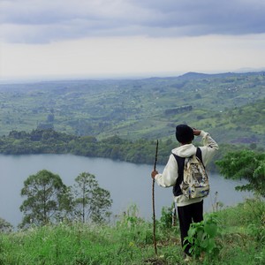 90's Kids iii (feat. Latiff Kasumba) (Explicit)