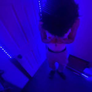 PESOS (feat. Diddy2oppy) (Explicit)