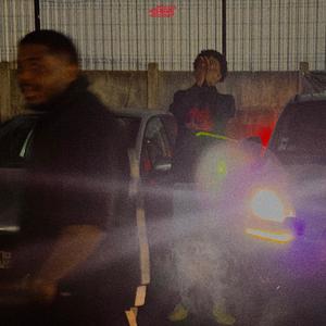 QUE MAINTENANT ELLE GIVE?? (Explicit)