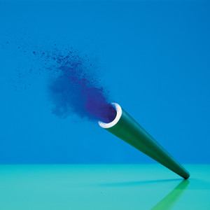 Cant a Mil (feat. Lisa Jên)