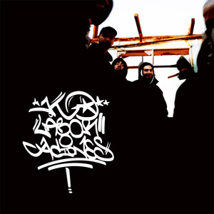 Bajo la noche más gris