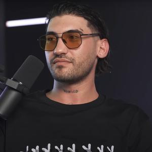 Goana De Timp (feat. Petre Stefan & Nusuntian) (Explicit)