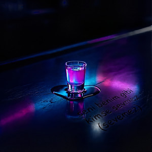 seni benim gibi kimse sevmez (sevemez)