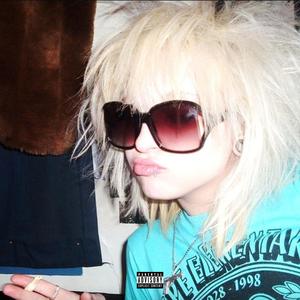 WYA? (feat. moxy) (Explicit)