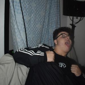 Who am i(The intro) (Explicit)