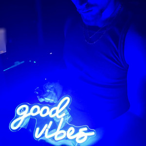 Loves Like This (Explicit)