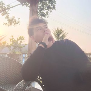 长大后怎么不笑了