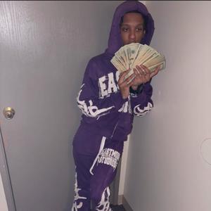 BloodhoundK (feat. Lil Quissy & Risky Bands) (Explicit)