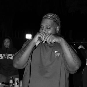 FIND PEACE (feat. TWANDAPRODUCER & Poke2k) (Explicit)