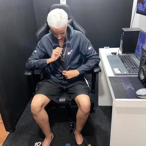 ELA TA TACANDO A BUNDA (Explicit)