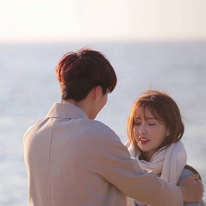 阳光不燥微风正好 (伴奏)