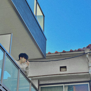 아침에 베란다에서 담배를 피는건 (Feat. Holynn)