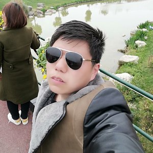 半梦半醒 (伴奏)