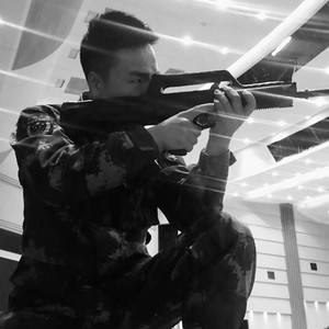 阿垚 - 最美的绿军装 (Demo)