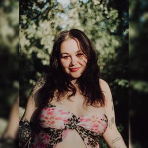 destinacija za dvoje (feat. Kmica Tica)