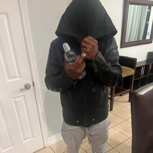 Apple Crown (Explicit)