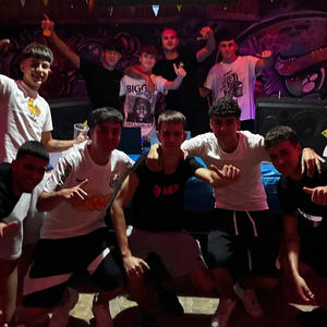 XixoB2bBelsue//3-ANIVERSARIO PUB FLOW