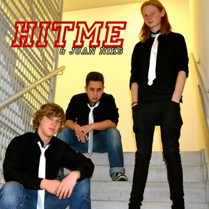 Santa's On His Way(feat. Juan Niks)