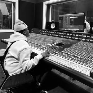 Udlamini (feat. Audio simz, Lordscript, Lacabra, Lowfeye & Martinez) (Explicit)