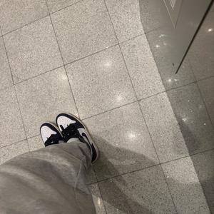 Steppin' (feat. benjii570) (Explicit)