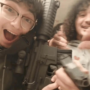 2 glockz (feat. syelock) (Explicit)