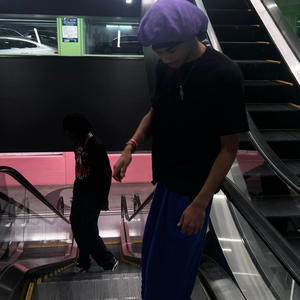 coolin (feat. luvfredo) (Explicit)