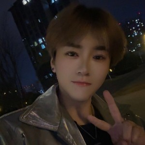 黄浩轩 - 放纵 放纵