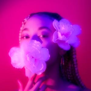 BETWEEN US (feat. Bmob)