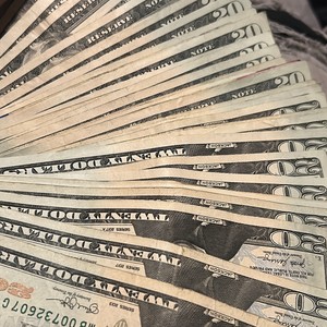 Kno Bout Me (Explicit)