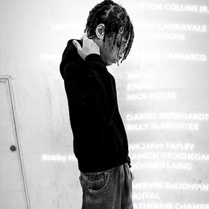who want smoke? (Explicit)