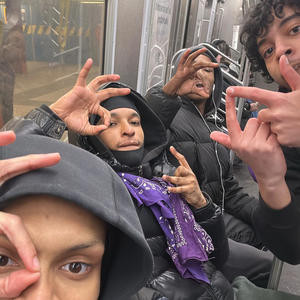 PICK UP THEY FEET (Explicit)