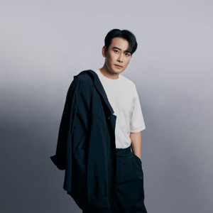 岁月这杯苦酒 (伴奏)