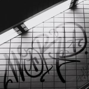 Jonesis - Phase (feat. MELS)