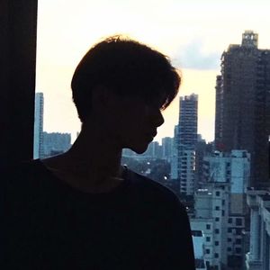 身骑白马