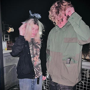 EARLY TRAPPIN (feat. TheyKnowIzaac) (Explicit)